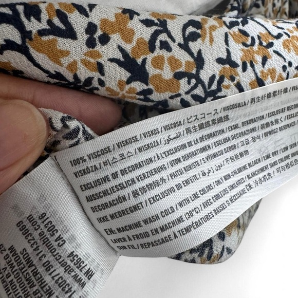 Abercrombie & Fitch Yellow and Blue Floral Skirt - Picture 7 of 7